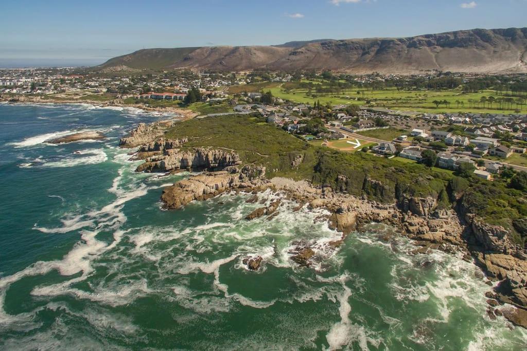 Wild Waters At Kraal Rock On The Cliffs In Hermanus Villa Dış mekan fotoğraf